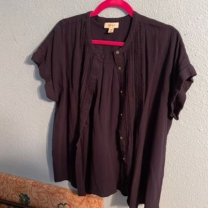 Navy blouse with buttons